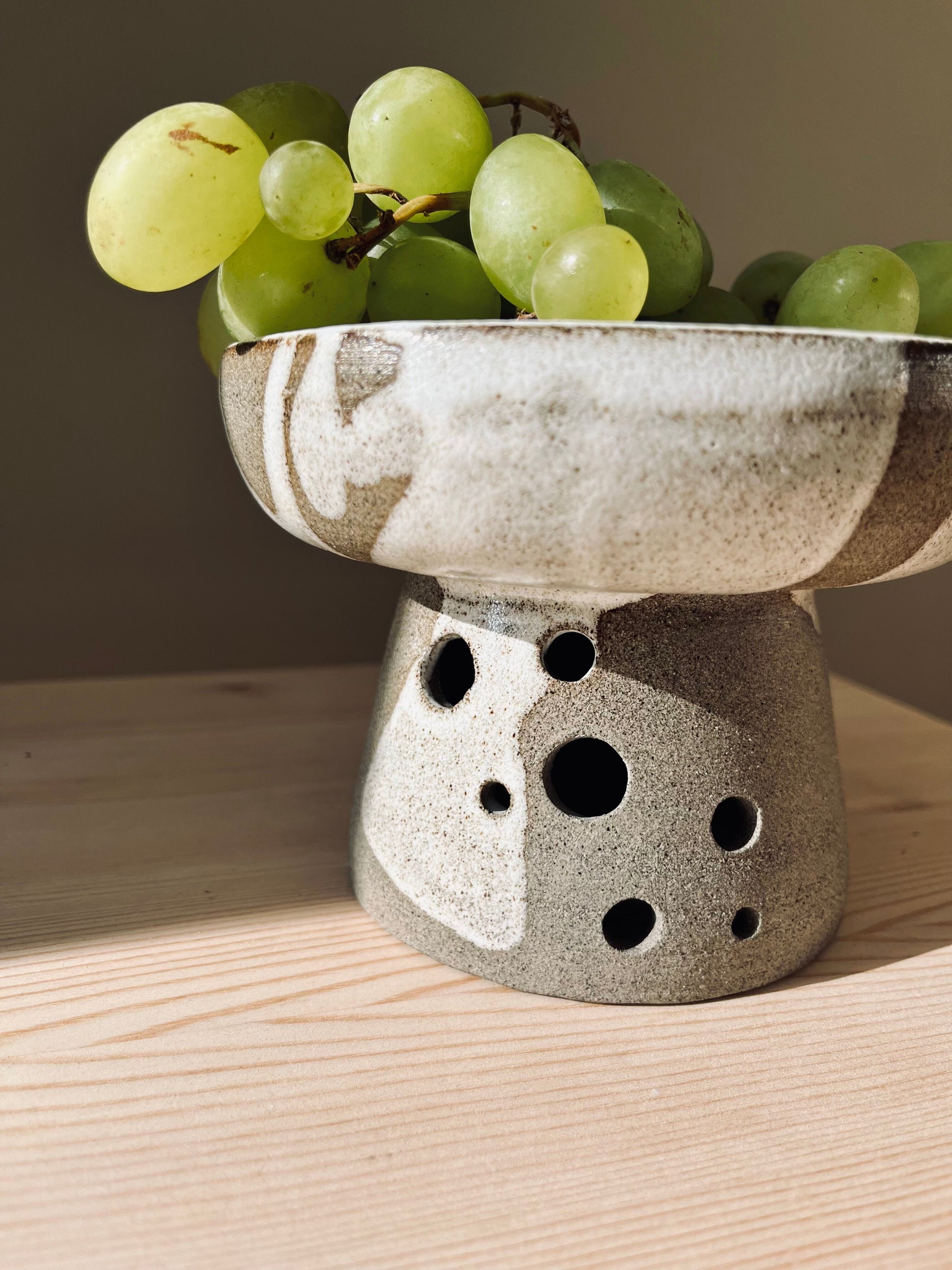 Piedestalskål - hulsten